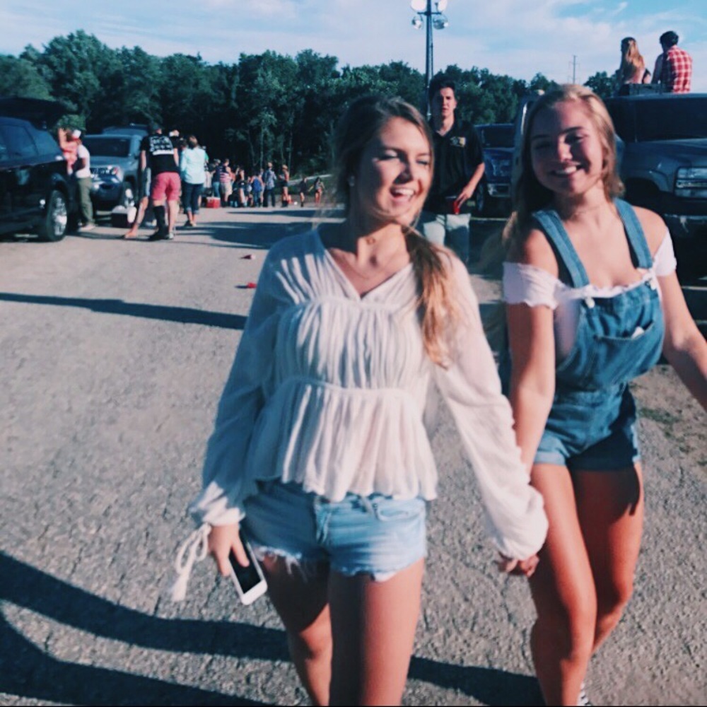 Meet your Posher, Sophia